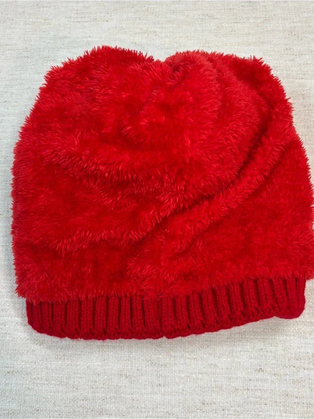 UGG Kids Red Cable-Knit Pom Beanie